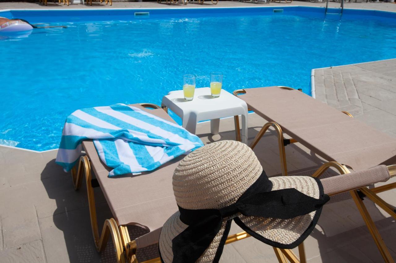 Lord Complex Aparthotel Agios Georgios  Exterior photo