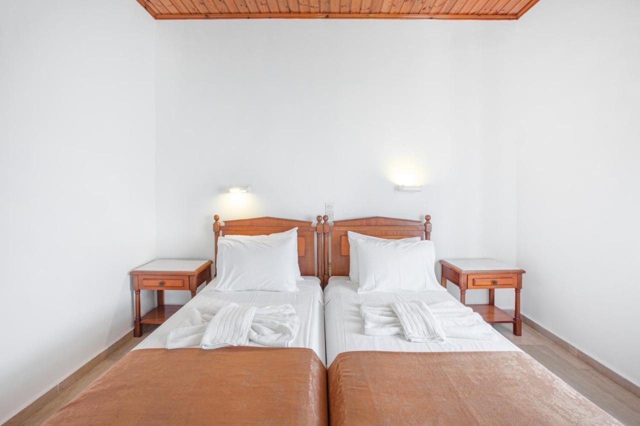 Lord Complex Aparthotel Agios Georgios  Exterior photo
