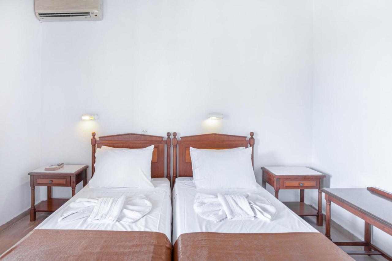 Lord Complex Aparthotel Agios Georgios  Exterior photo