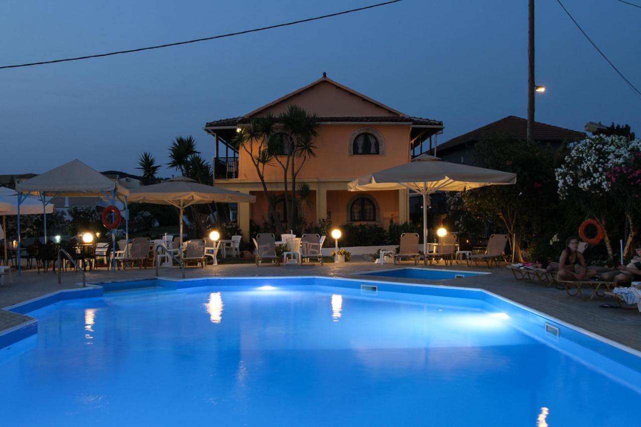 Lord Complex Aparthotel Agios Georgios  Exterior photo