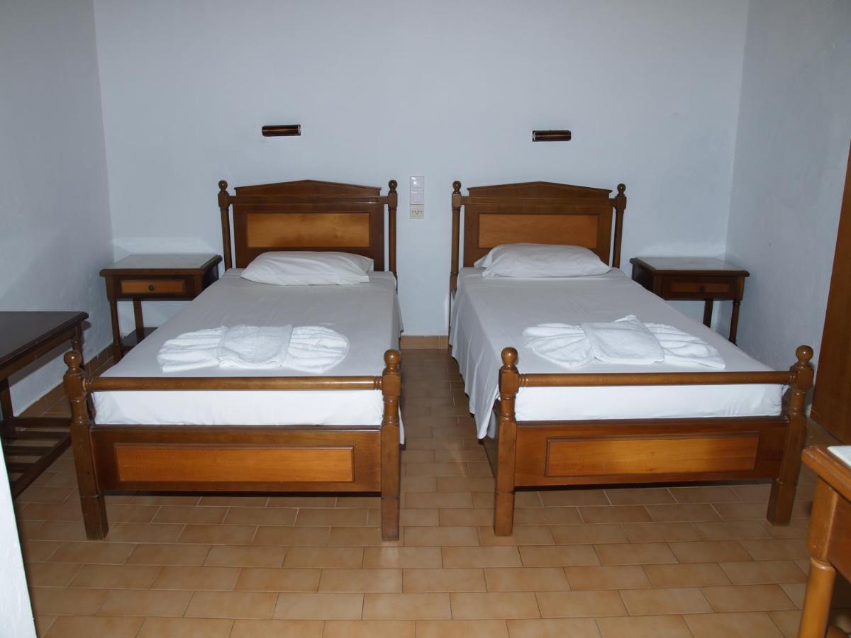 Lord Complex Aparthotel Agios Georgios  Exterior photo
